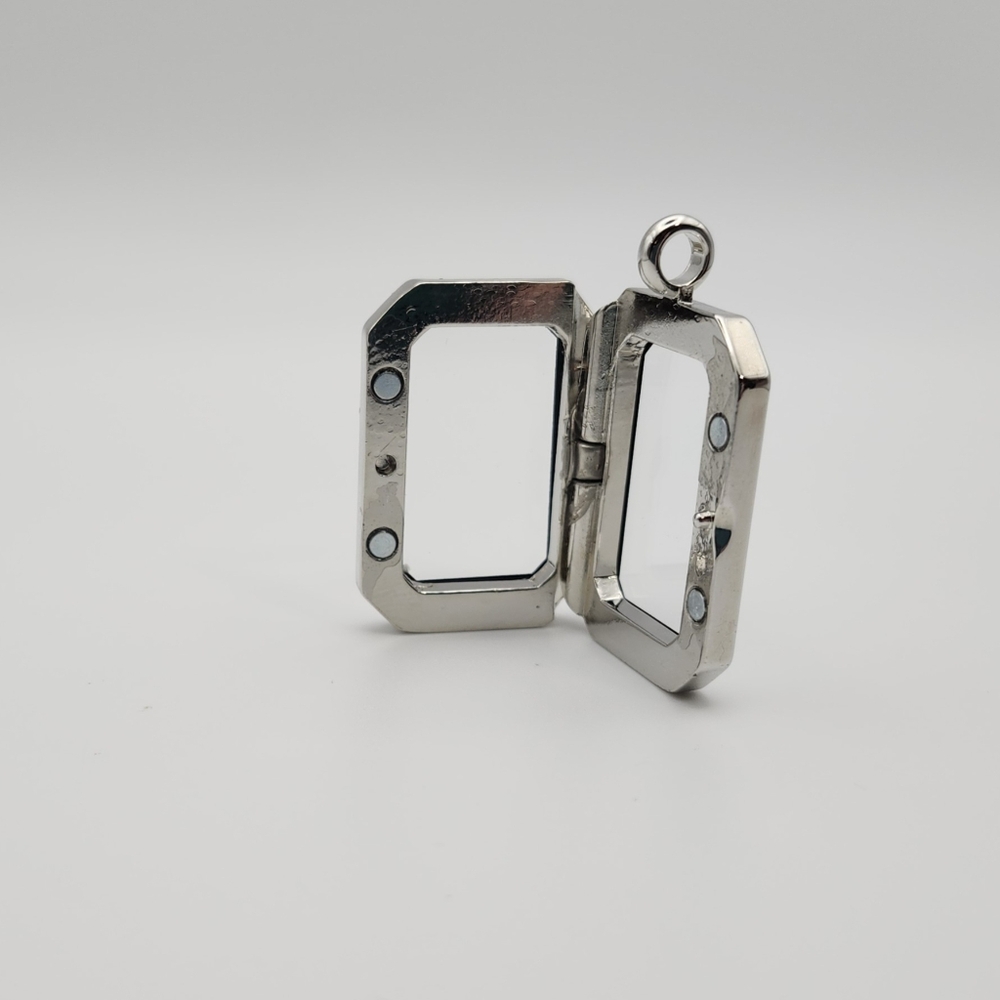 Fillable Glass Locket Silvertone & Rhinestone - Picture 3 of 6
